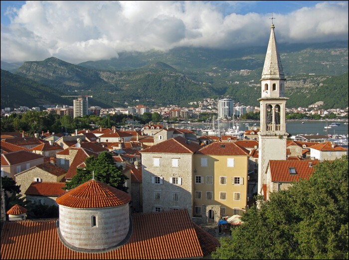 Черногория принимает туристов из 130 стран