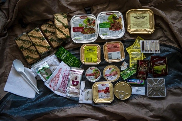 Сухпаек в поход: армейский или гражданский?