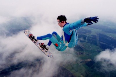 Что такое скайсерфинг: экстремальный спорт в небе